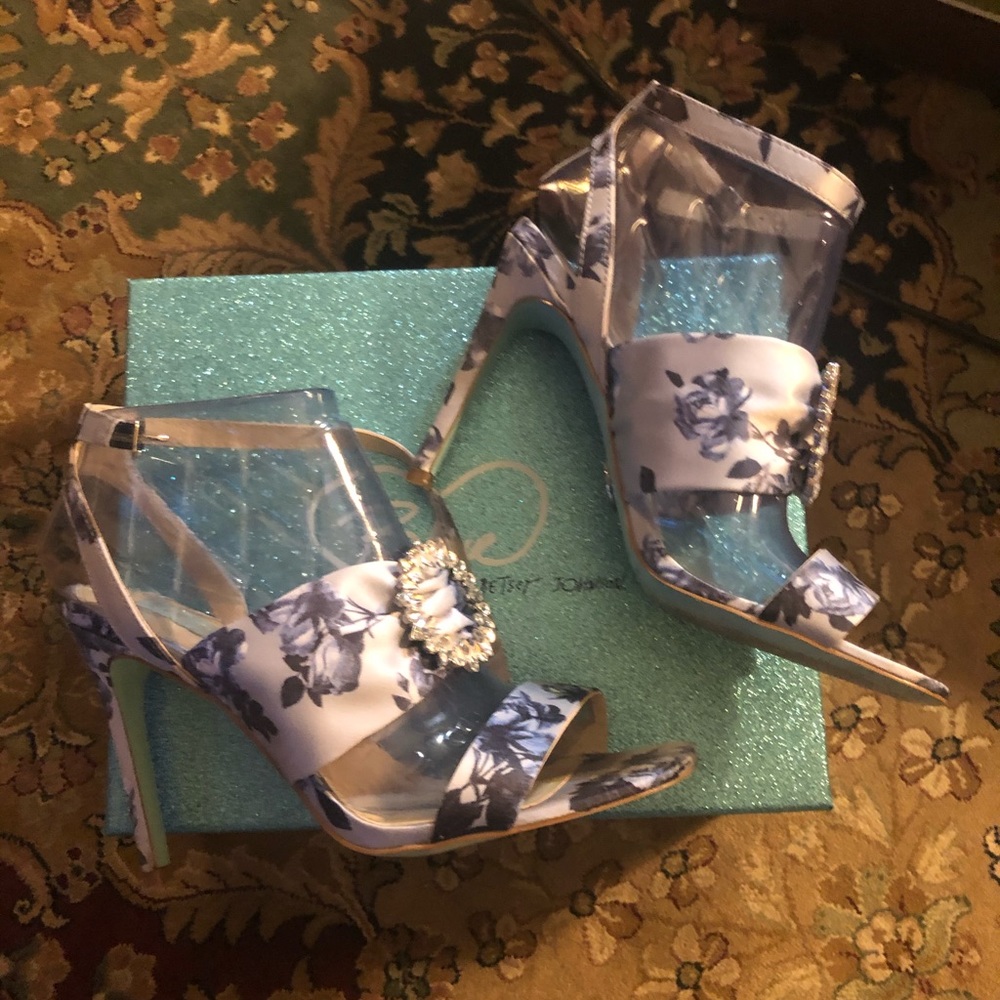 Betsy Johnson Blue SB-SCOTI Heeled Sandal